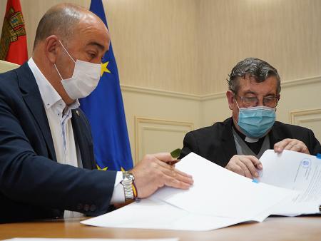 Imagen Diputación y Obispado acuerdan mantener la dotación de 300.000 euros para la conservación del patrimonio cultural eclesiástico