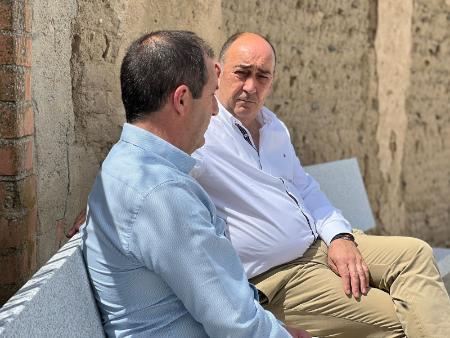 Imagen Miguel Ángel de Vicente visita varias localidades de la Campiña que han mejorado el aspecto de sus calles