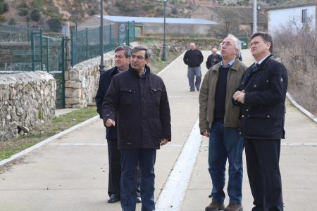 Imagen La Diputación ayudará a Valdevacas y El Guijar para la pavimentación de la calle Javier Otero Rubio