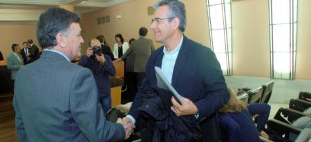 Imagen La Diputación aprueba una declaración institucional en apoyo a las demandas de la Plataforma Víctimas Alvia 04155