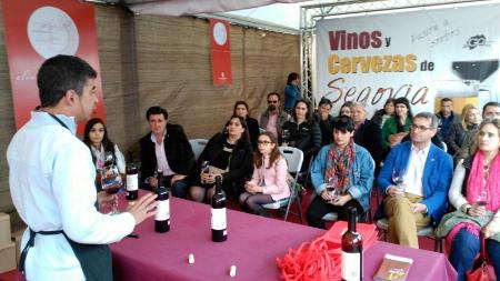 Imagen Unas 300 personas han participado en las catas organizadas por la Diputación en la Feria de Cuéllar