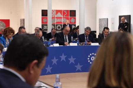 Imagen Miguel Ángel de Vicente participa en la Comisión de Diputaciones de la FEMP reivindicando financiación a los gobiernos intermedios para dar viabilidad al proyecto de Estatuto del Pequeño Municipio