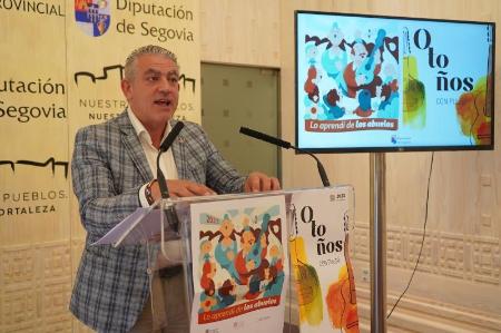 Imagen Los pueblos de la provincia podrán disfrutar de sesenta y ocho actuaciones gracias a los programas ‘Lo aprendí de los abuelos’ y ‘Otoños con pulso’ de la Diputación